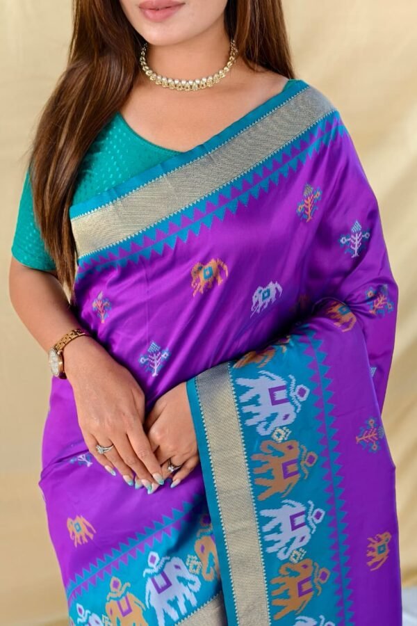 Elegant Soft Silk Saree with Elephant Butti & Contrast Pallu DS001-1