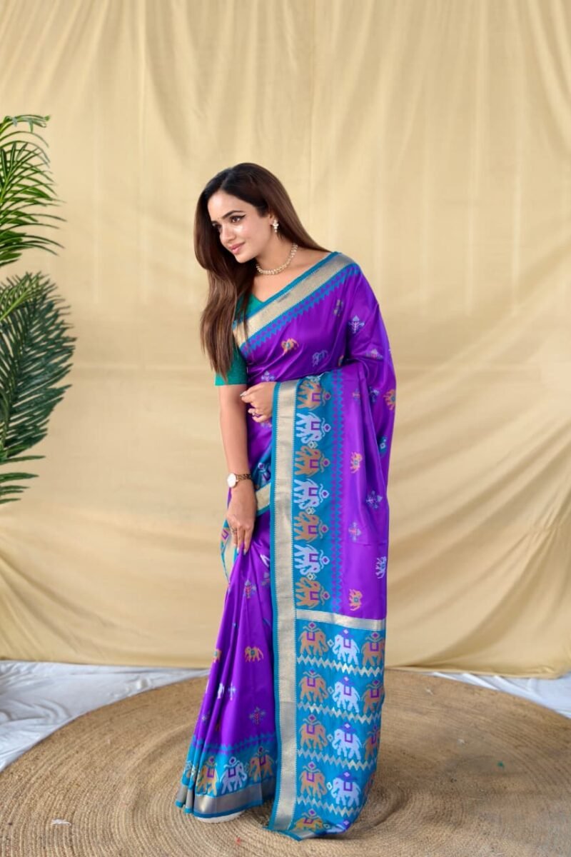 Elegant Soft Silk Saree with Elephant Butti & Contrast Pallu DS001-4