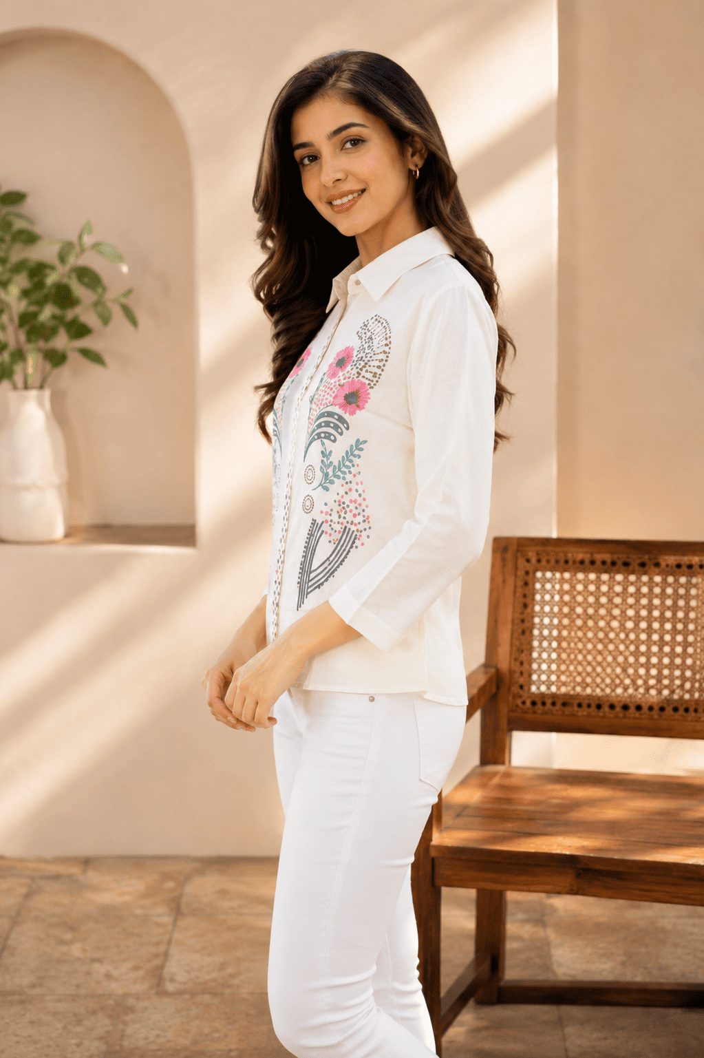 Womens White Floral Print Shirt Side View DS025