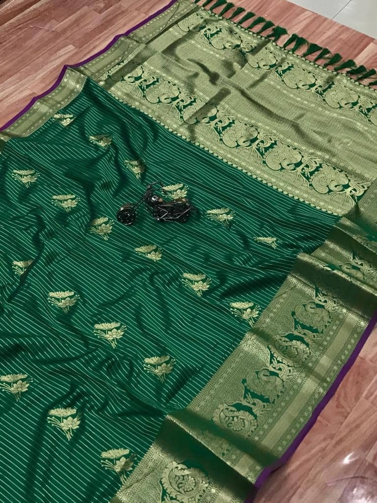Beautiful Jacquard silk saree in vibrant Green color dvz0001780