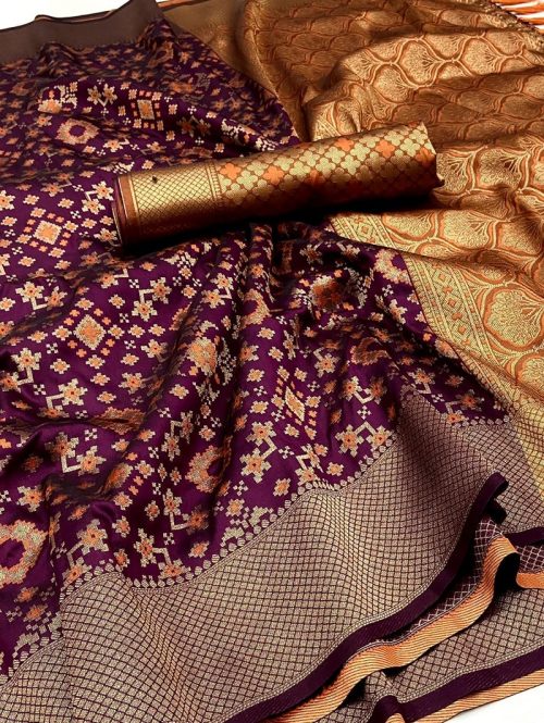 Beautiful Purple Heavy Banarasi patola weaving Silk Saree dvz0003118