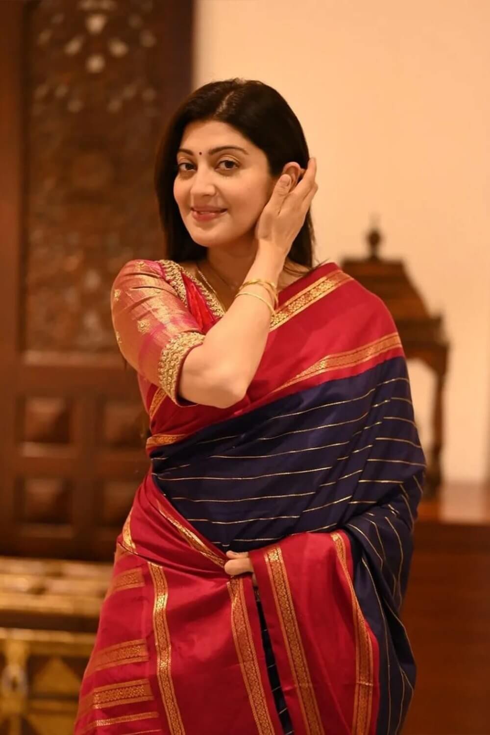 Blue Banarasi Soft Silk Party wear Saree DV423-8 Blue Banarasi Soft Silk Party wear Saree DV423-8