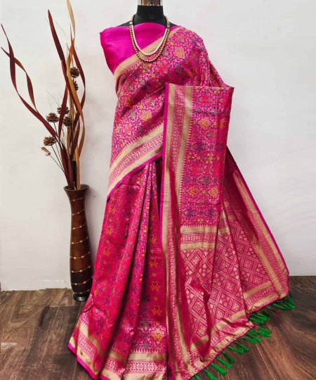 Dark Pink Banarasi Silk Woven Saree DVZ0003959