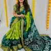 Green Bandhani Saree With Unstitched Blouse Piece DVZ0003975