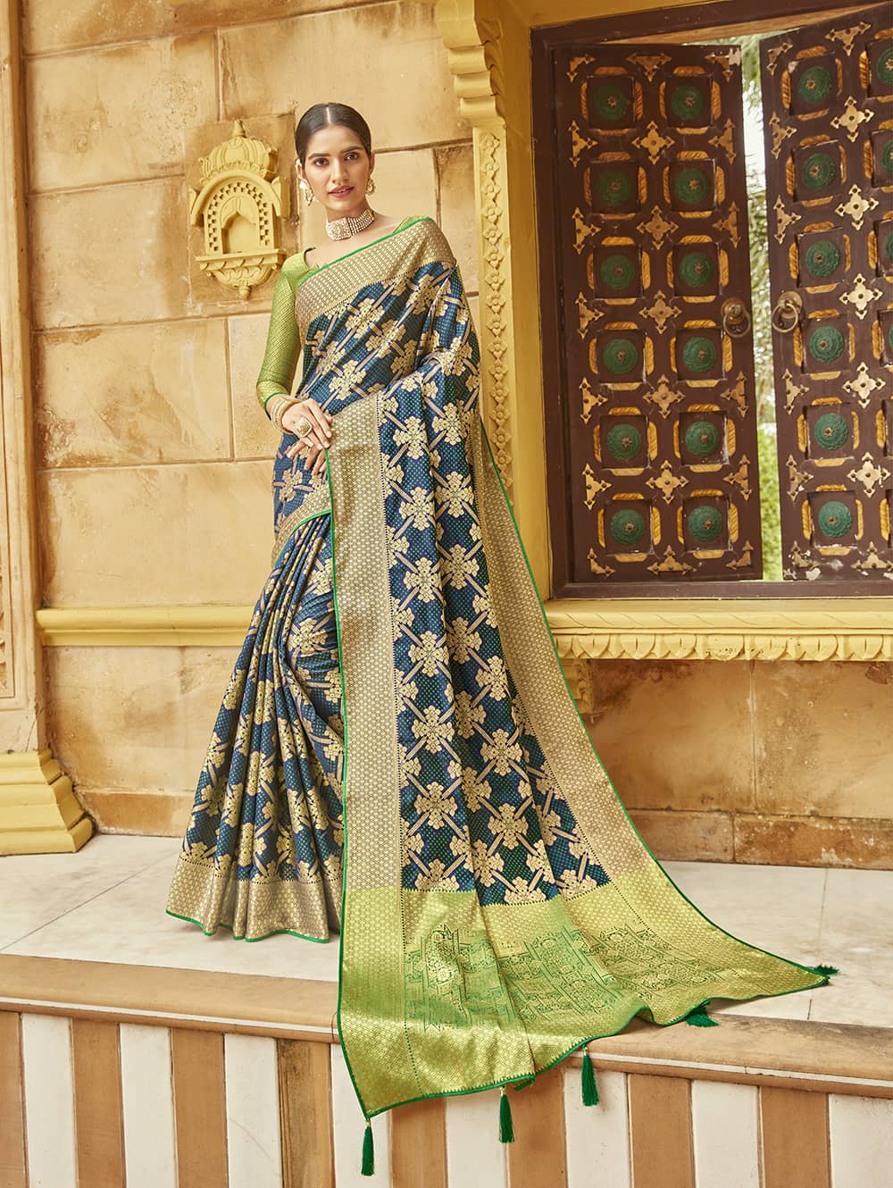 Green Soft silk Weaving Pallu work saree dvz0002667