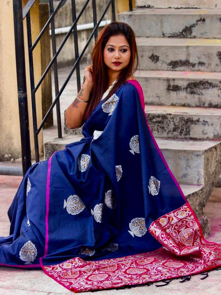 Lichi Silk Weaving Jacquard Saree in Blue dvz0002613