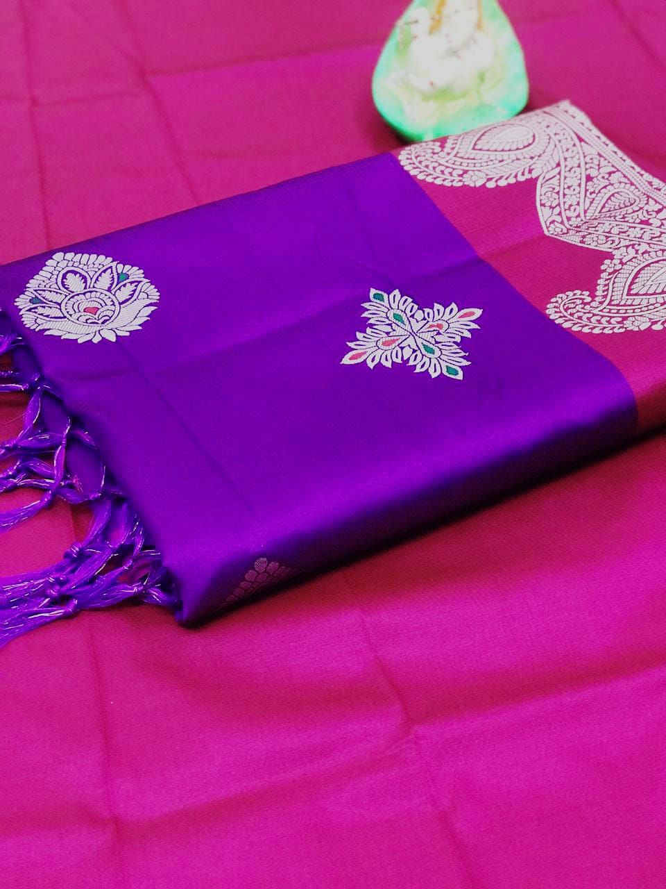 Lichi Silk Weaving Jacquard Saree in Purple dvz0002303-2