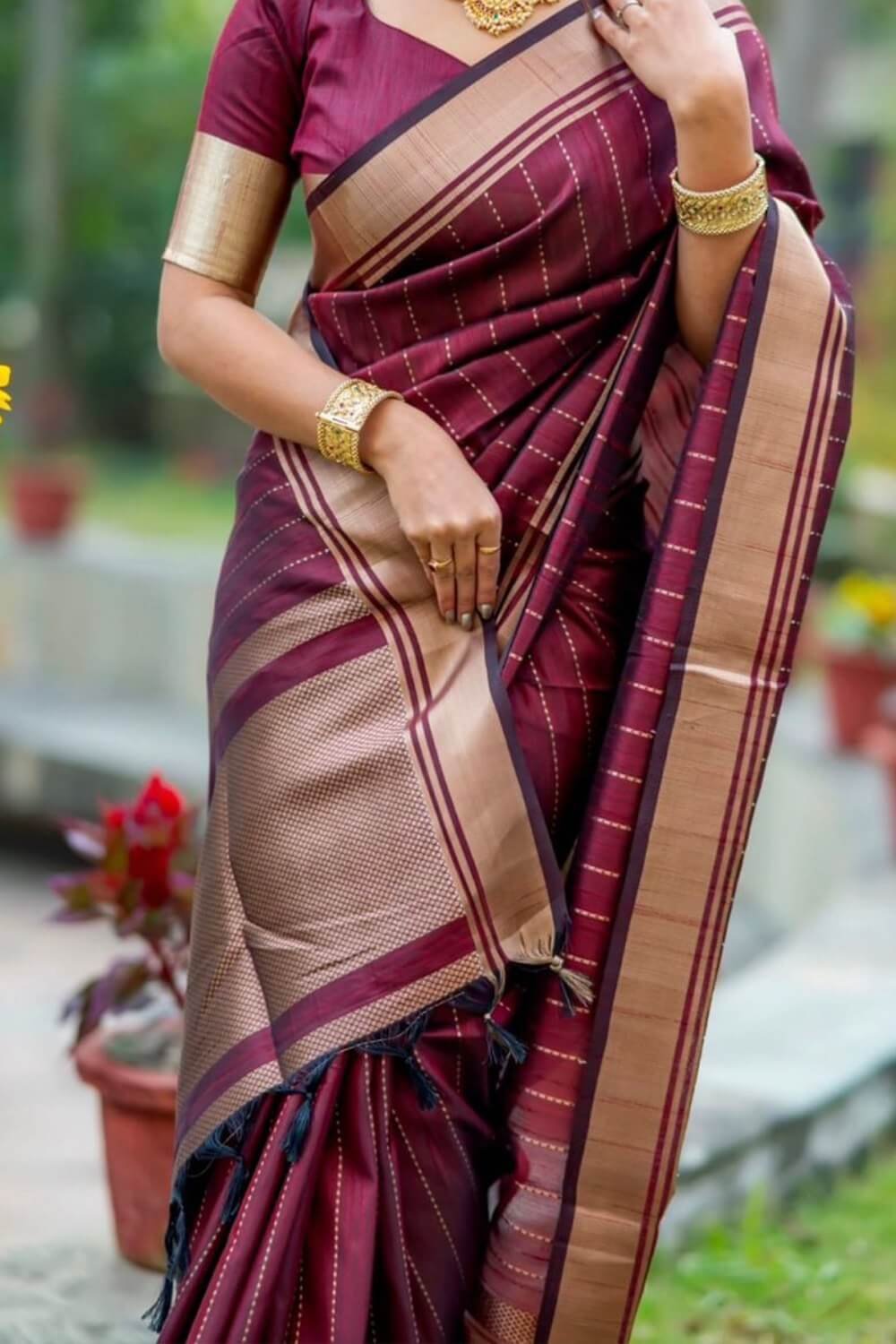 Maroon Silk Woven saree DV425-4