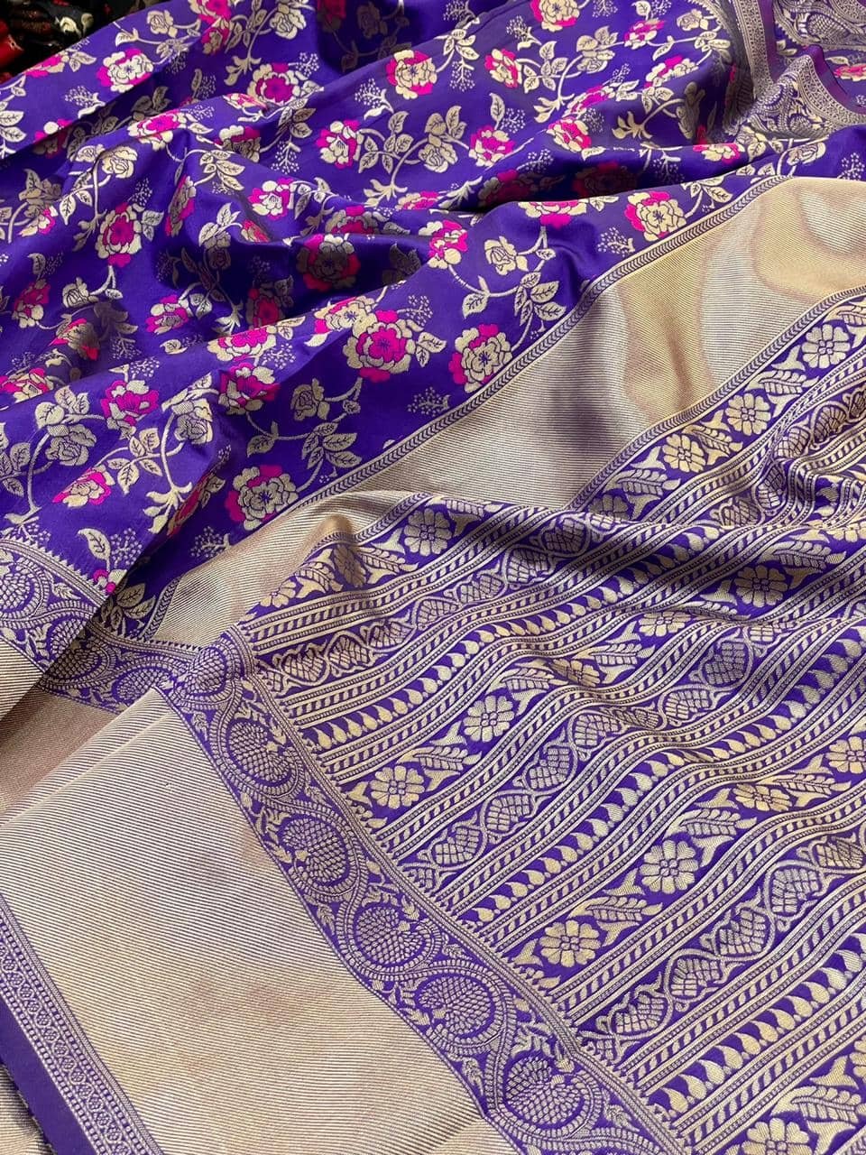 Purple Soft Weaving Banarasi Silk Saree dvz0001862