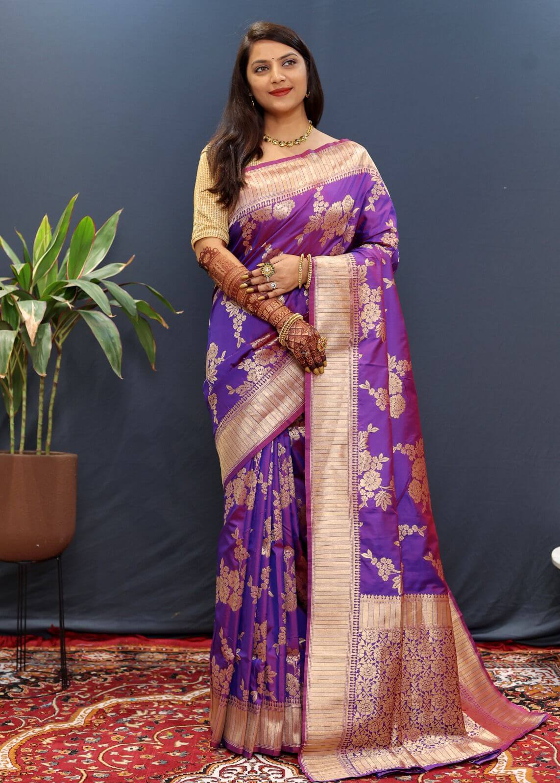 Purple Woven Design Zari Silk Blend Banarasi Saree DVZ0003986-3