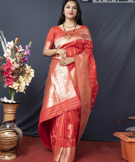 Red Banarasi Silk demanded Saree online dvz0003520