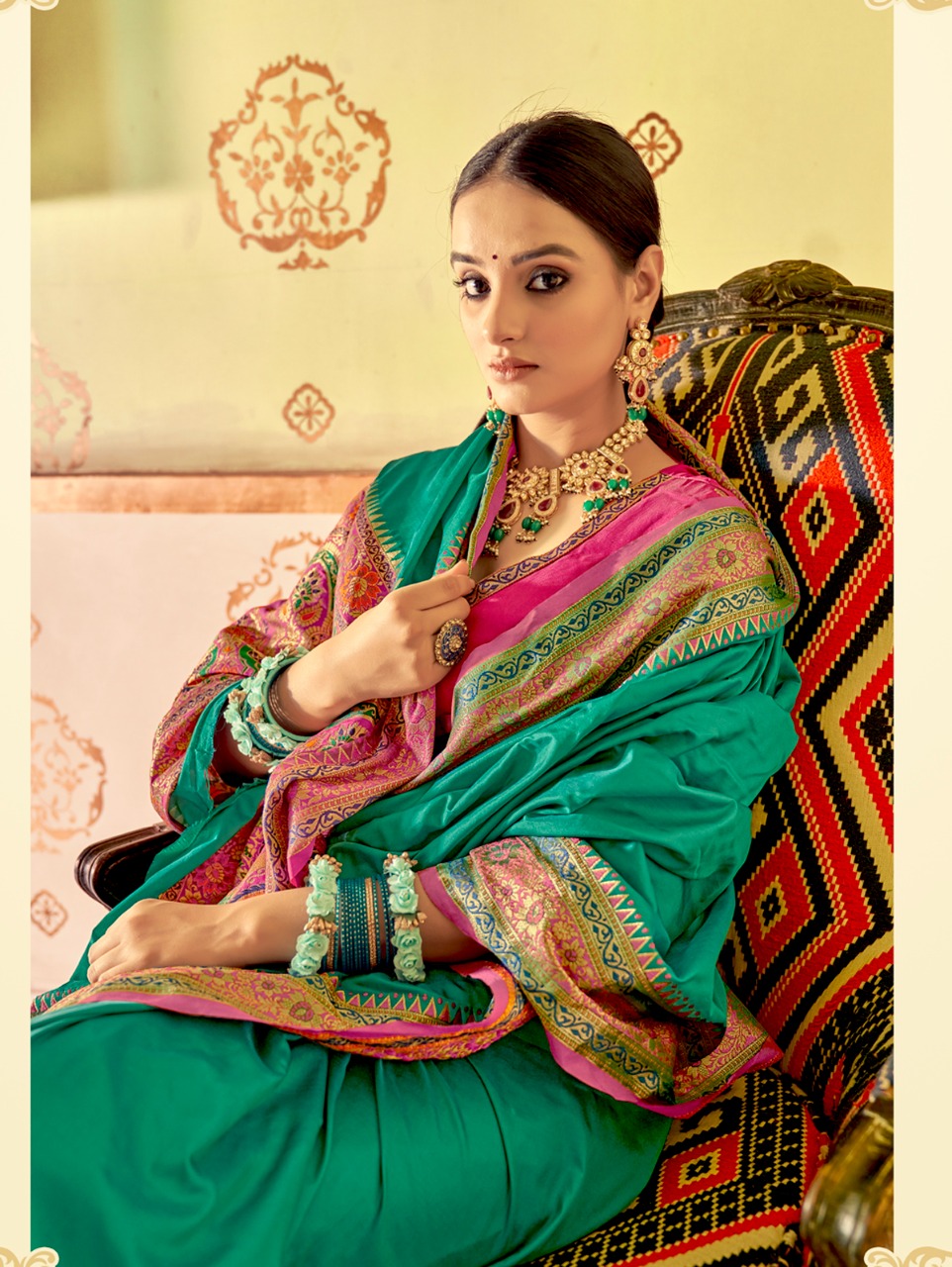 Soft Designer Banarasi Plain silk saree in Green dvz0003145-2