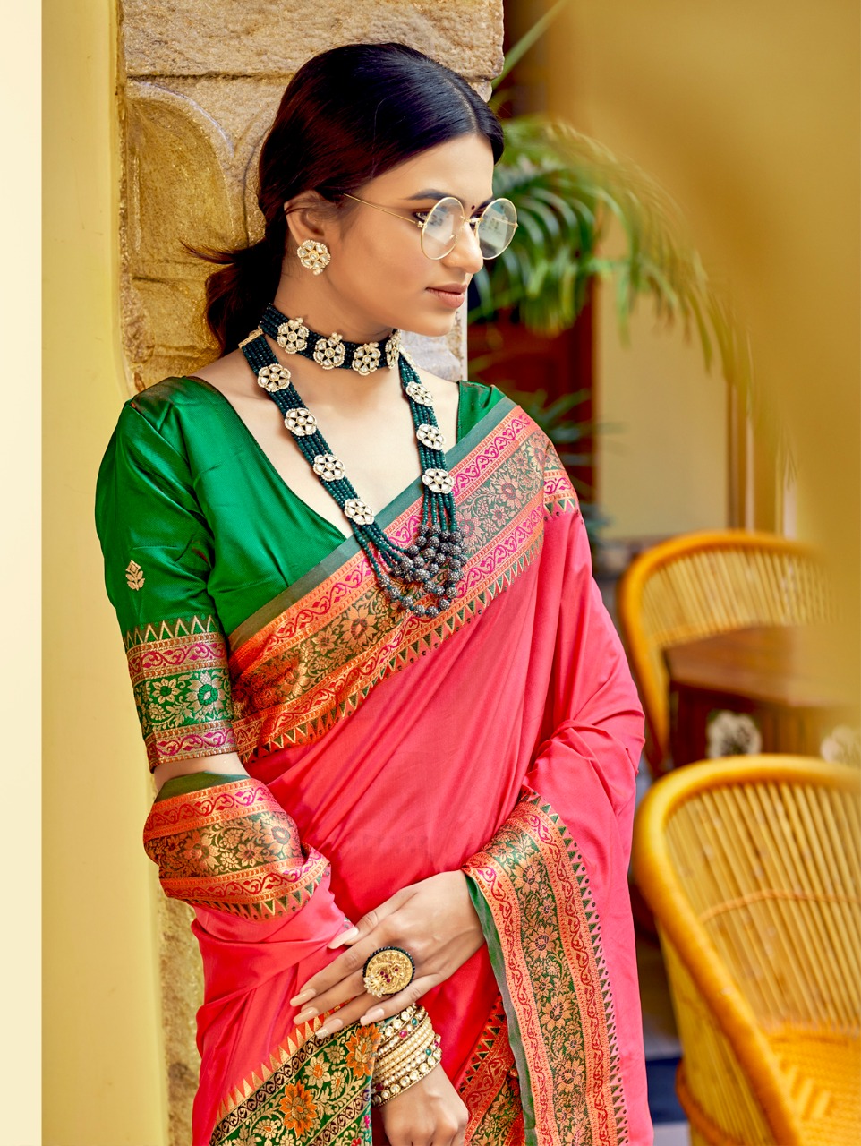 Soft Designer Banarasi Plain silk saree in Pink dvz0003150-2