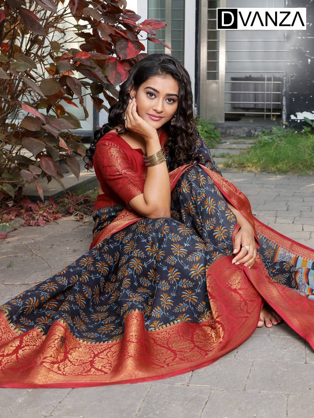 Soft cotton Printed saree with Jacquard border golden zari border dvz0001643 Soft cotton Printed saree with Jacquard border golden zari border dvz0001643