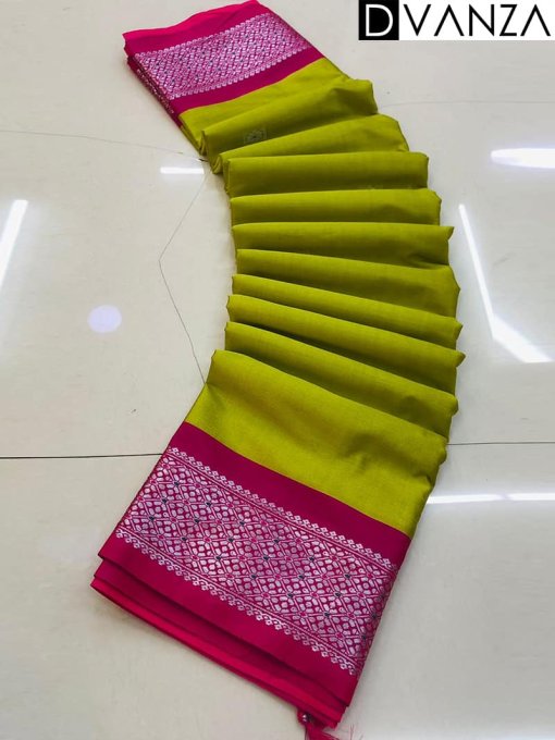 Trendy Green Cotton Silk saree dvz0003543