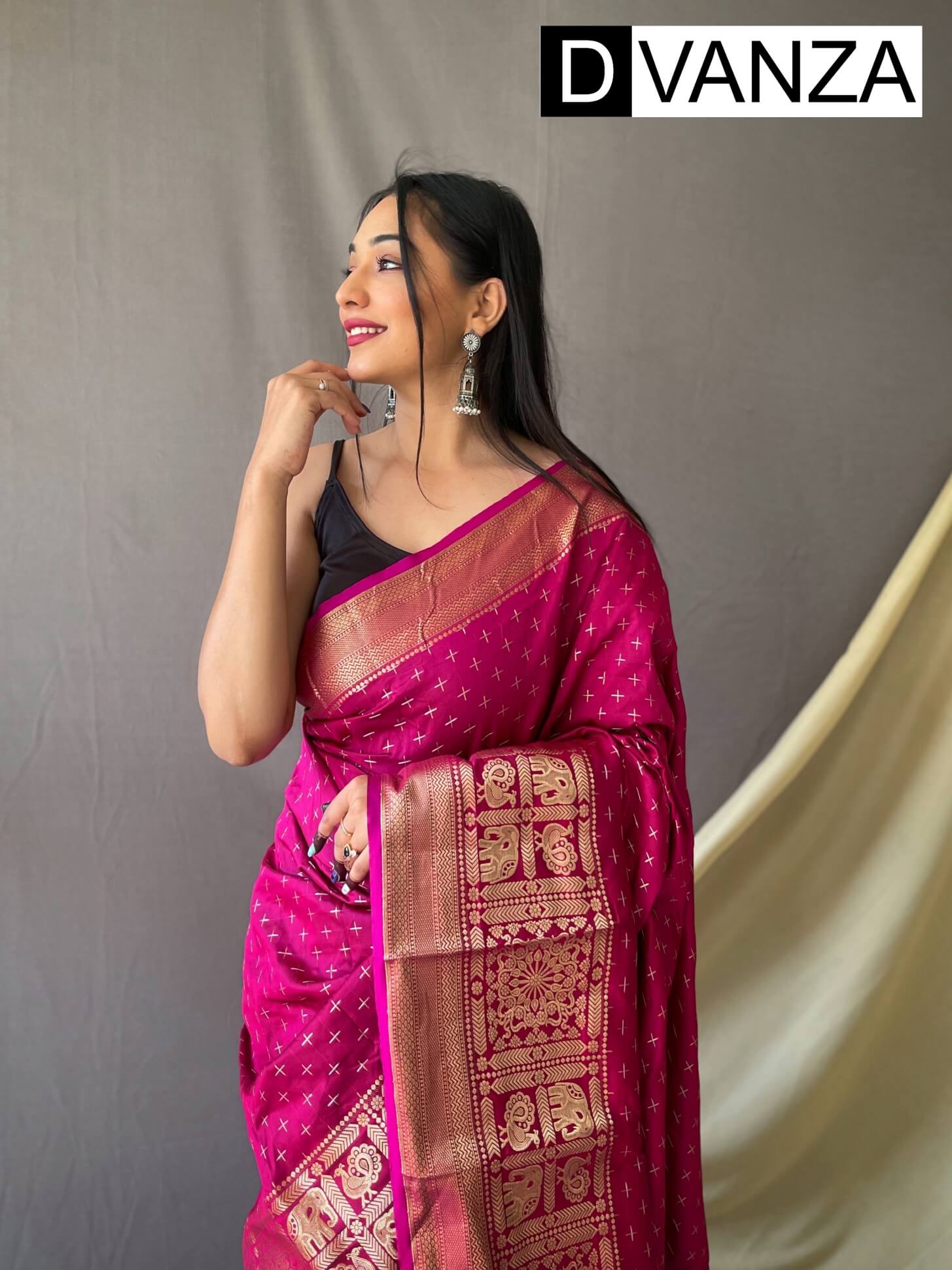 Woven Design Kanjeevaram Saree in Pink dvz0003319-3