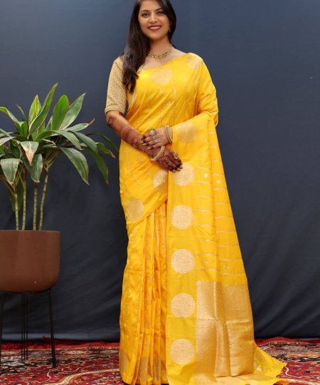 Yellow silk Woven Traditional Saree dvz0003963