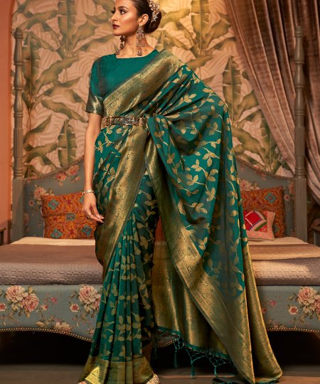 Buy Pure Silk Saree in Green Color Online on dvanza 2022 dvz0003392