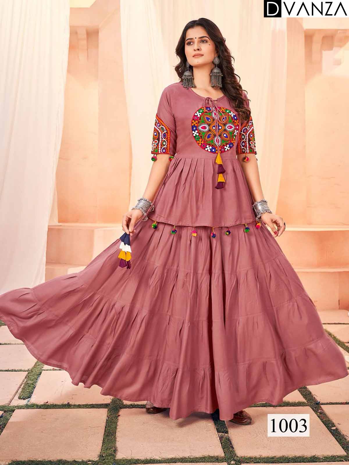 Ethnic Elegance:Shop Ready-to-Wear Traditional Lehenga-Blouse-Dupatta Sets  Online - dvz0003816