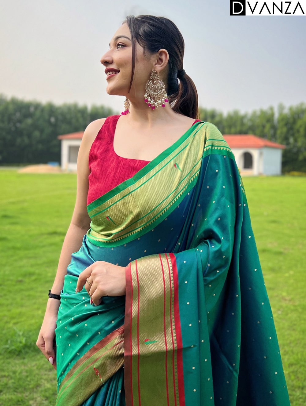 Ganga Jamuna Elegance Paithani Perfection in Every Weave - dvz0003939