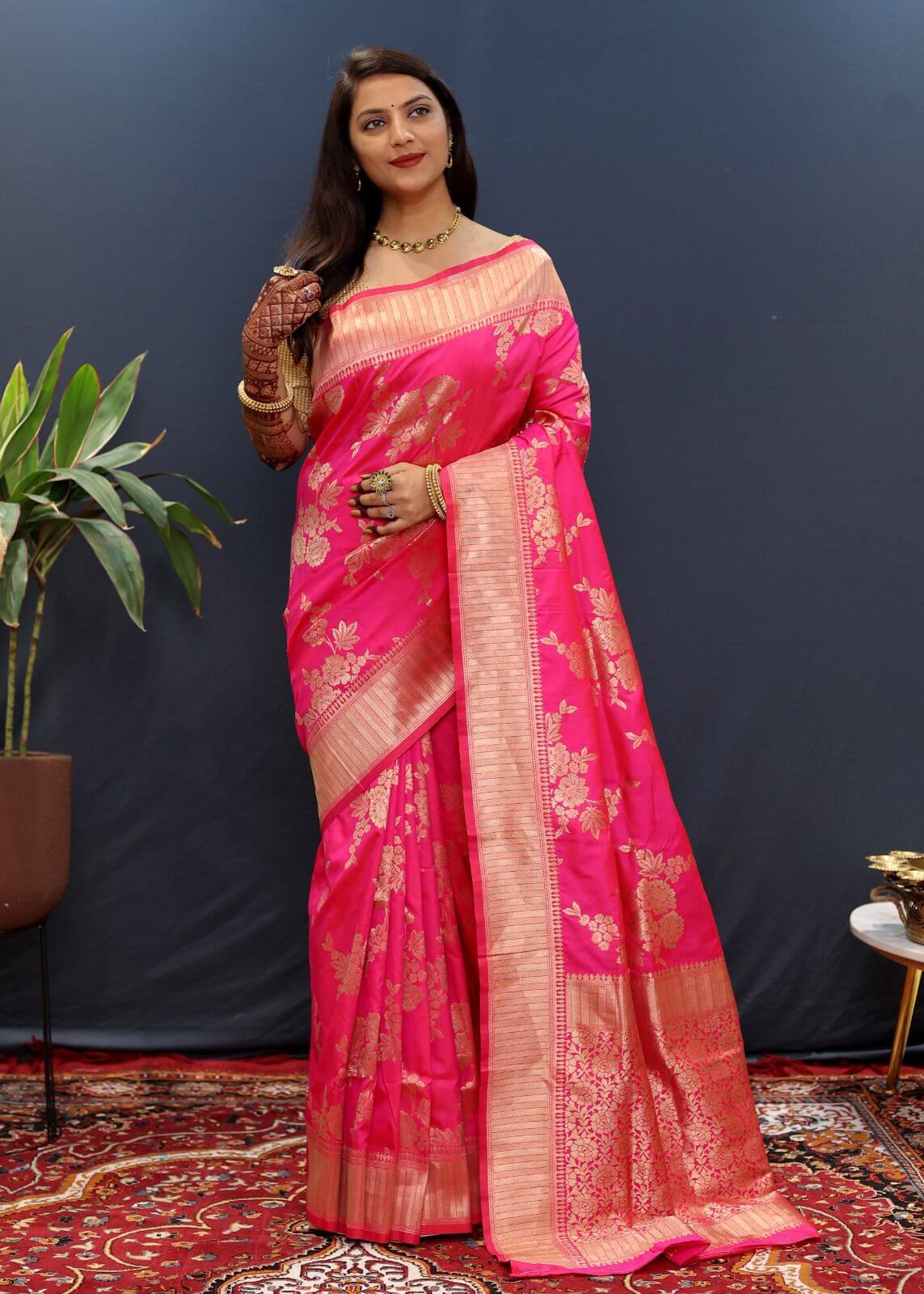 hot pink Woven Design Zari Silk Blend Banarasi Saree DVZ0003986-2