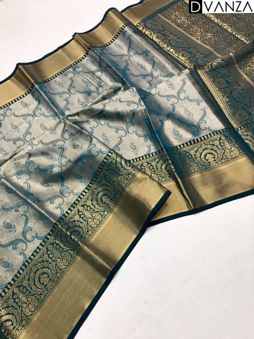 Kanchipuram Silk Sarees with Intricate Zari Weaving and Rich Pallu, Exclusively on Dvanza.com - dvz0003887