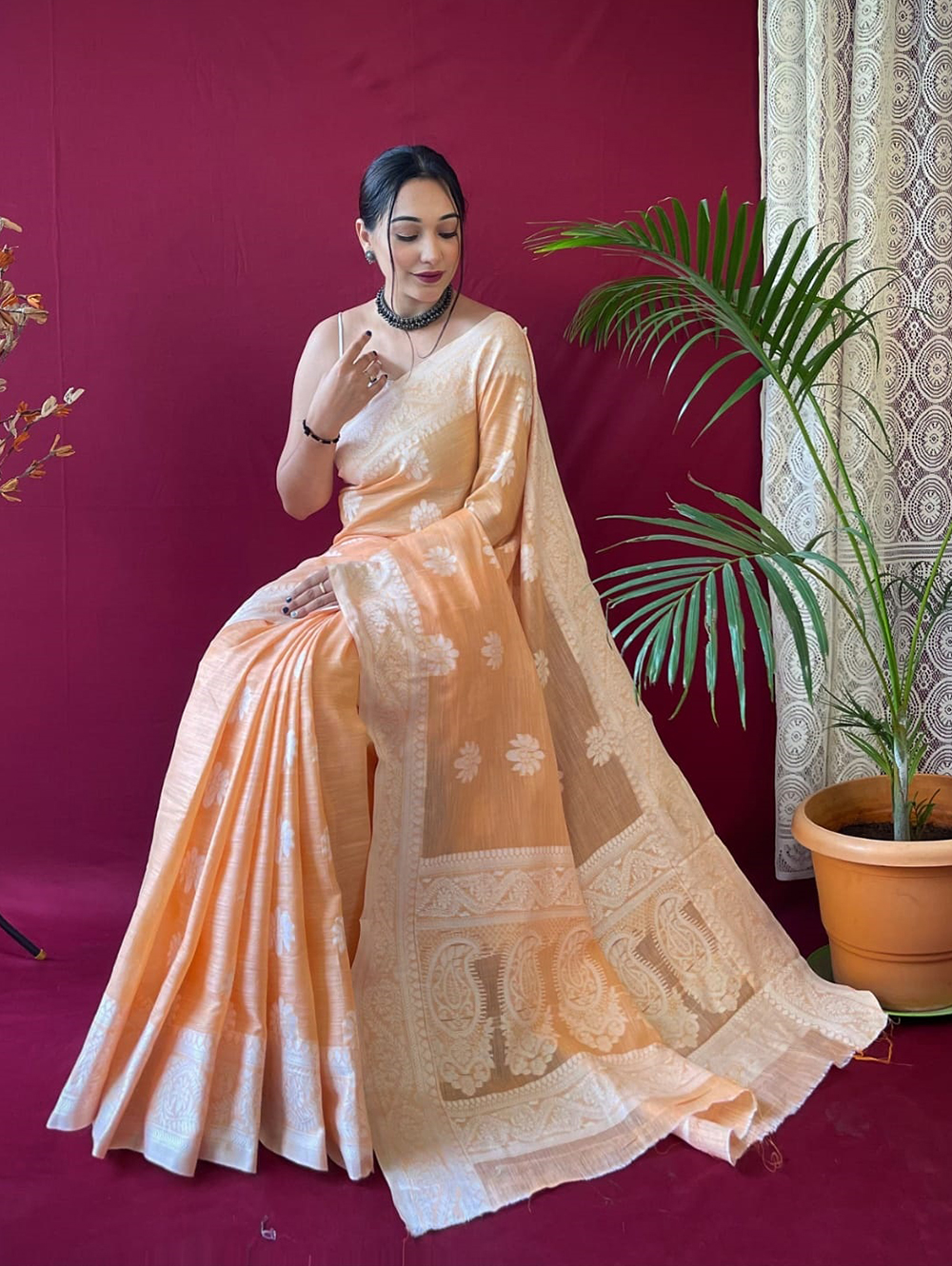 Orange Linen Lucknowi based Weaving on border and pallu - dvz0003309