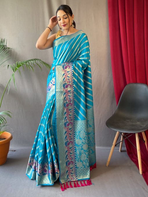 Zig-Zag Gold Zari Silk Banarasi Saree Online On Dvanza - dvz0003403